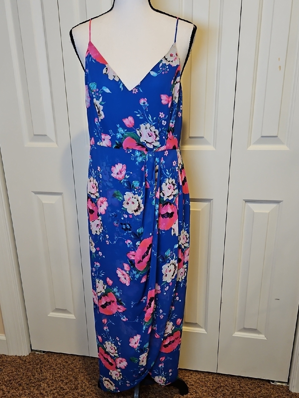 Express Blue Floral V-Neck Maxi Dress with Pink Accents M